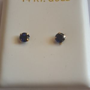 Gorgeous 10k yellow gold earrings